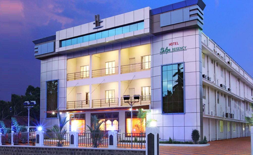 Hotel Shilpa Regency Kottārakara 外观 照片